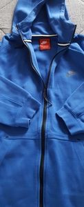 Nike tech fleece hoodie Large
